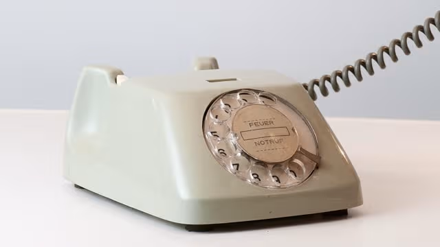 Classic communication. Image from PC World Australia.